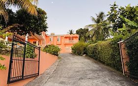 Anne Marie Villas